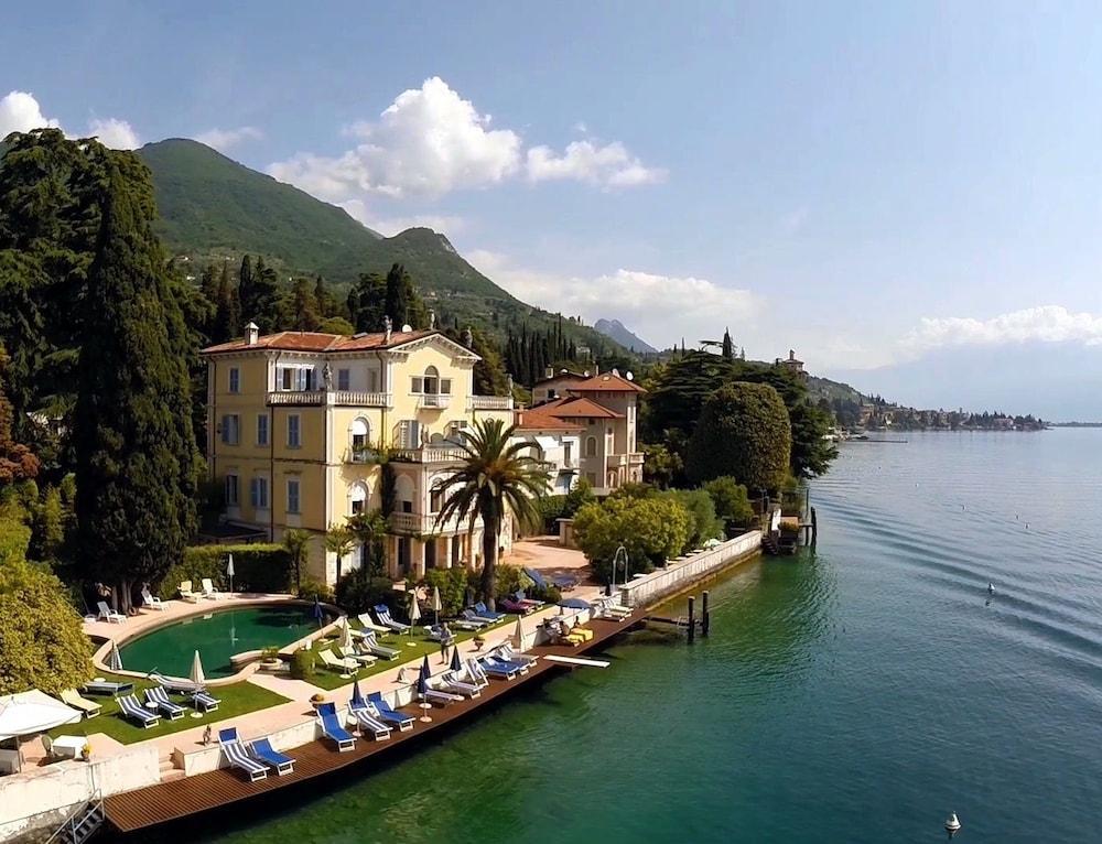 Hotel Monte Baldo E Villa Acquarone Гардоне Ривьера Экстерьер фото