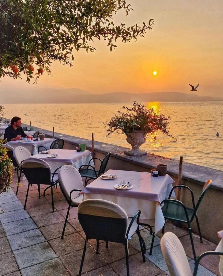 Hotel Monte Baldo E Villa Acquarone Гардоне Ривьера Экстерьер фото