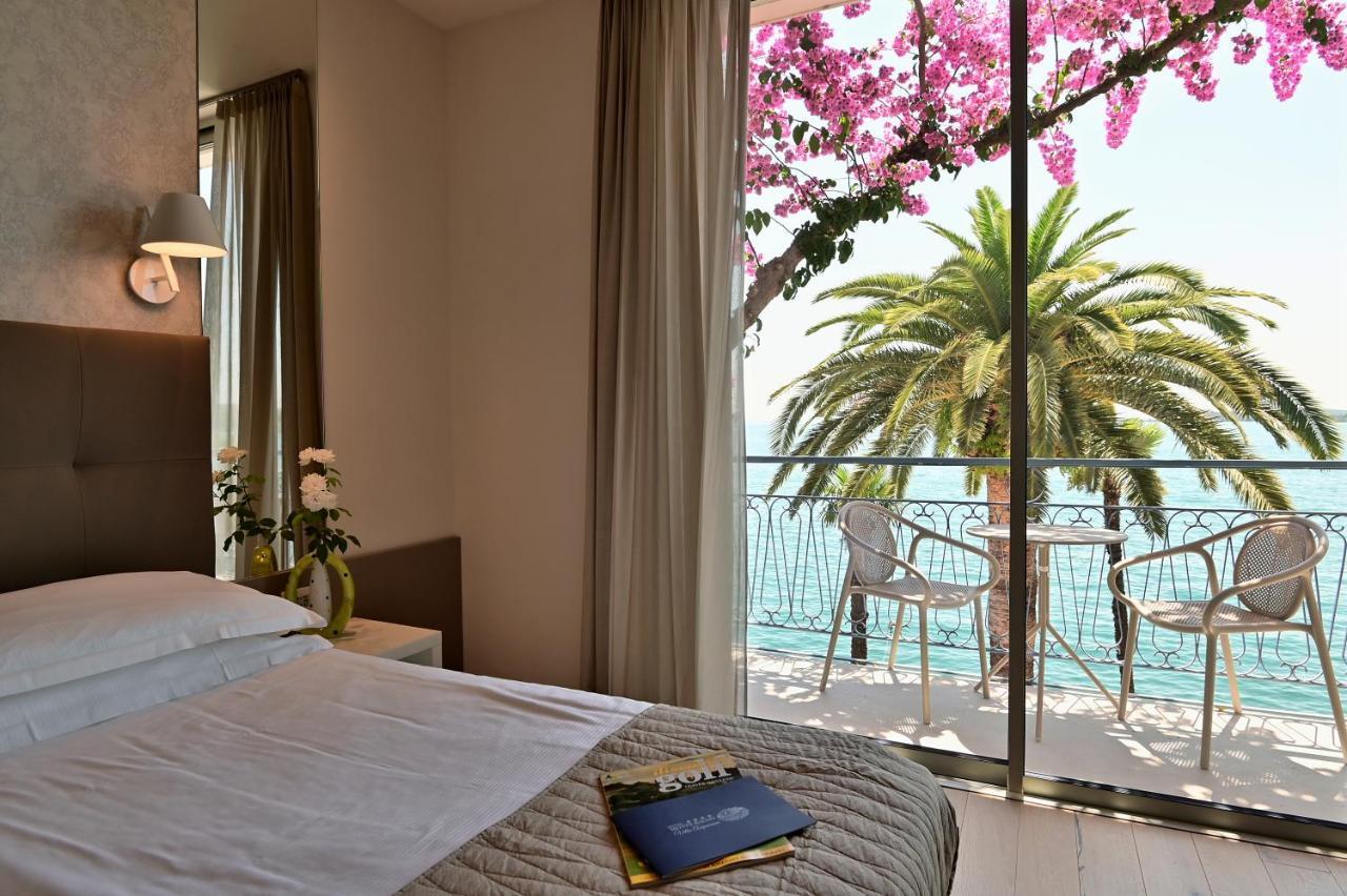 Hotel Monte Baldo E Villa Acquarone Гардоне Ривьера Экстерьер фото