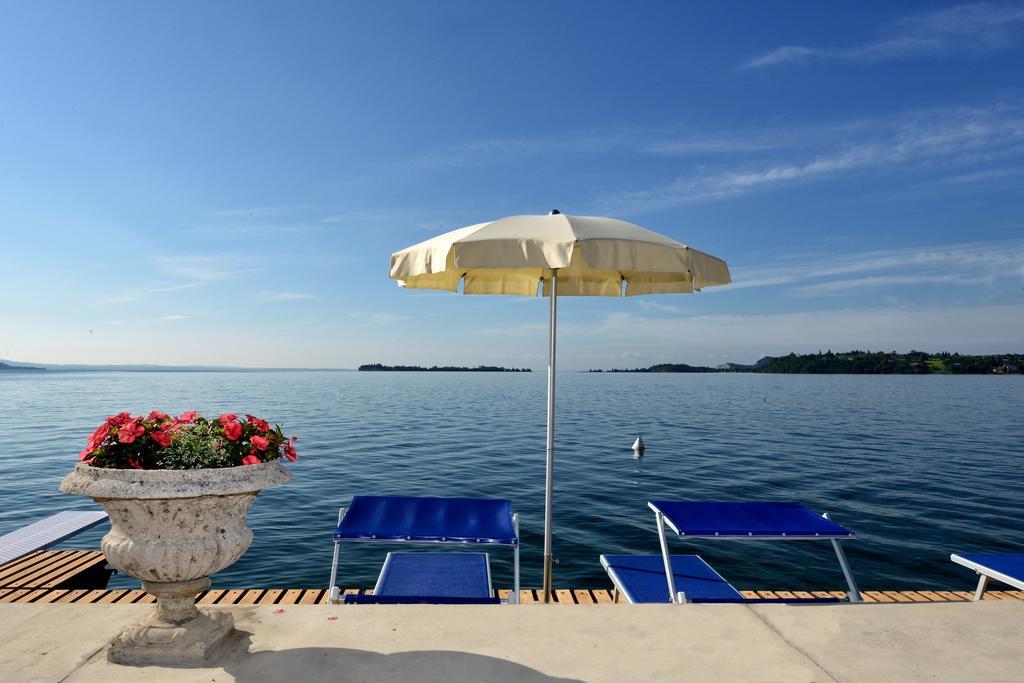 Hotel Monte Baldo E Villa Acquarone Гардоне Ривьера Экстерьер фото